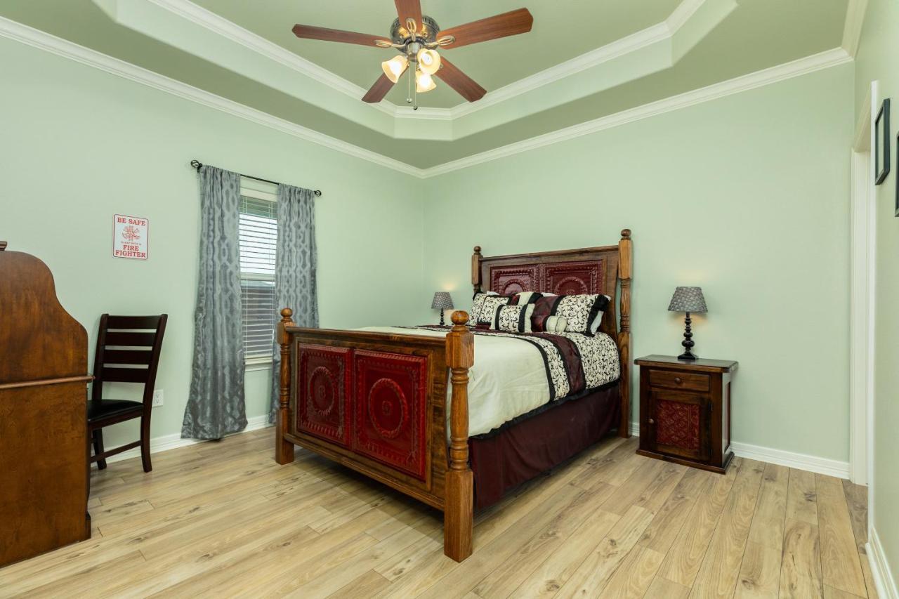 The Firehouse Villa Bolivar Peninsula Luaran gambar